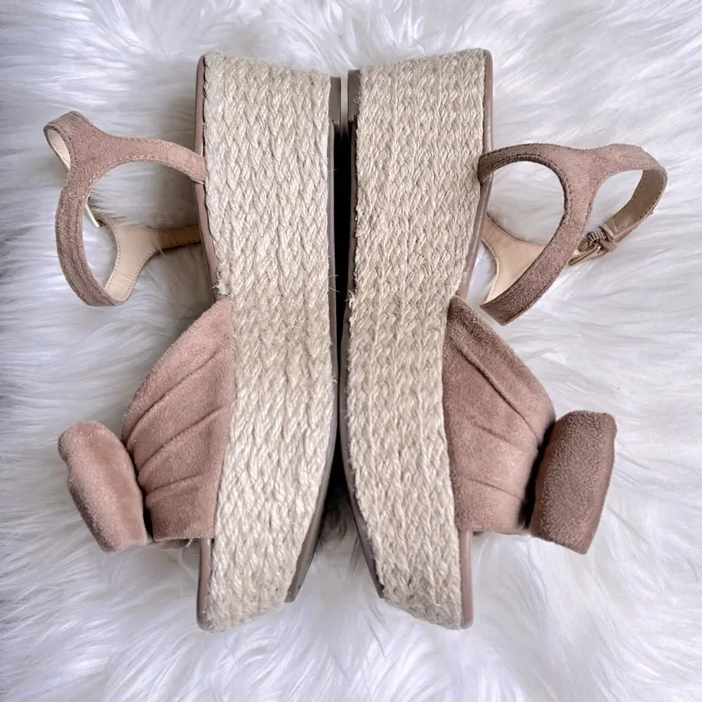 Liz Claiborne adorable sweet